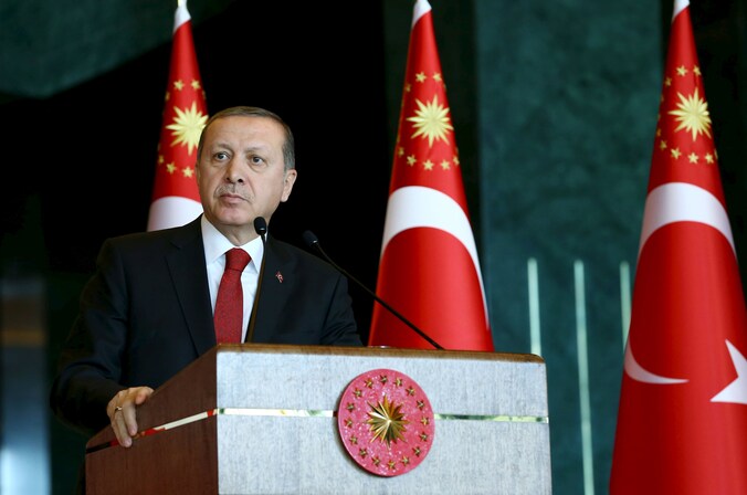 Kritiek op Erdogan (foto) is not done.