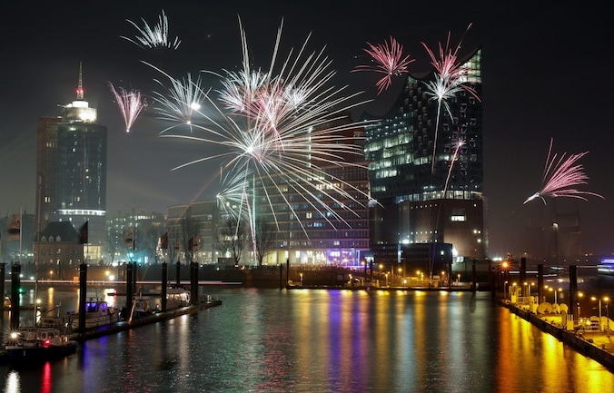 Het nieuwjaarsvuurwerk in Hamburg.
