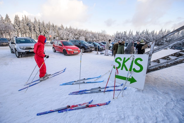 Voor de skiliefhebbers is de voorspelling goed nieuws, want in het weekend zal er in de Ardennen zeker kunnen geskied en gesleed worden. "Er ligt al 10 cm sneeuw en daar komt nog eens 15 cm bij."