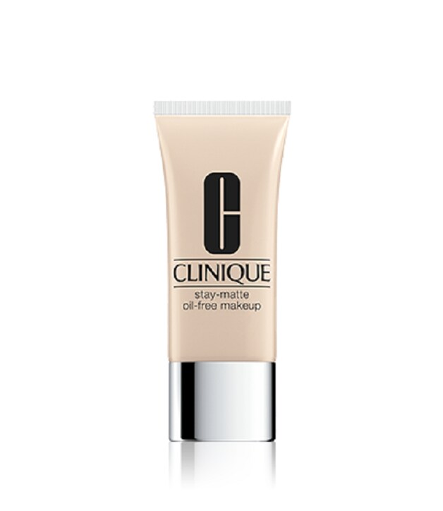 Clinique stay-matte oil-free makeup, 29,70 euro bij de parfumerie.
