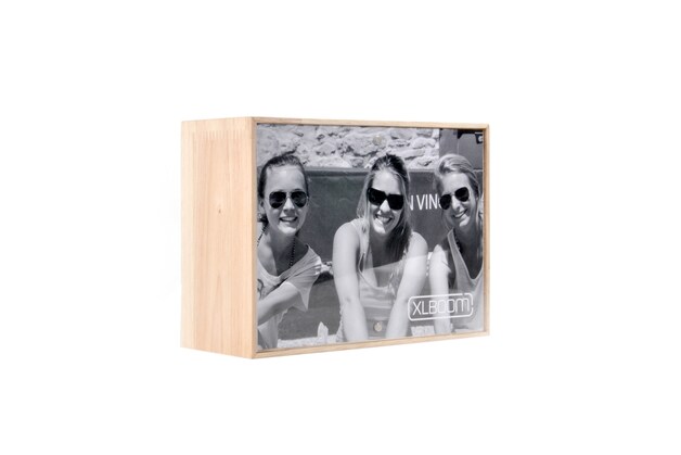 Floating Box in hout.