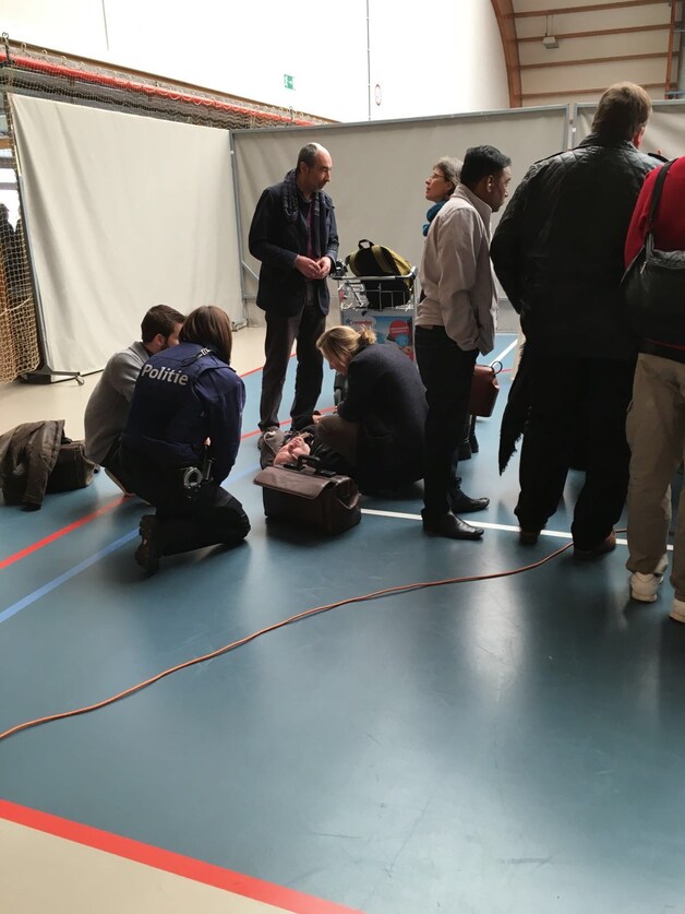 Man wordt onwel in sporthal Zaventem.