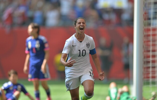 Carli Lloyd na de eerste van haar drie goals tijdens de finale van het WK Damesvoetbal
