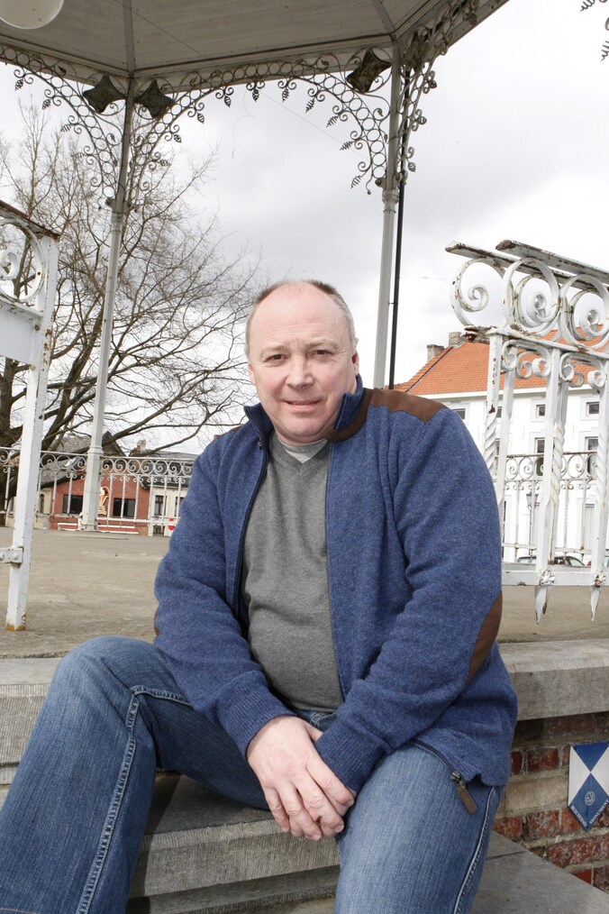 Peter Van Hoof zit voorlopig technisch werkloos thuis.