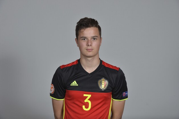 Kapitein en leider van de defensie Zinho Vanheusden (16, Inter Milaan)