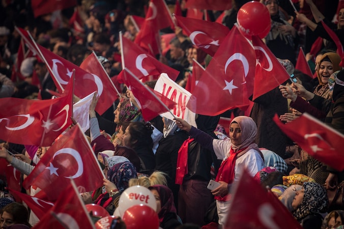 Aanhangers van Erdogans AKP-partij op een bijeenkomst in Ankara.