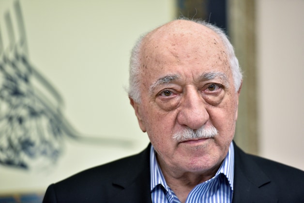 De prediker Fetullah Gülen verblijft nu in de VS.