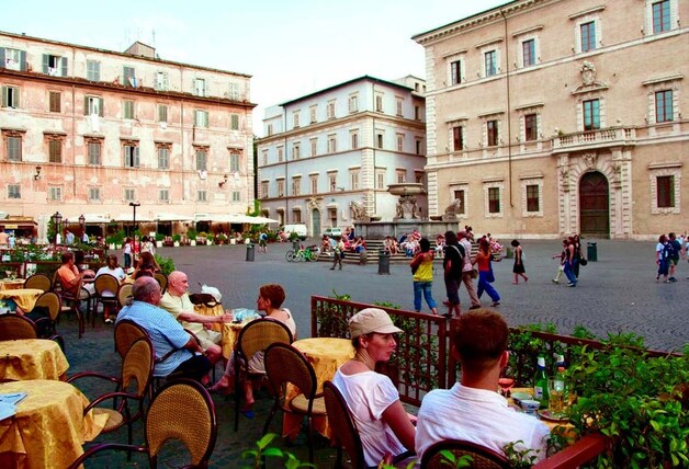 Piazza Santa Maria