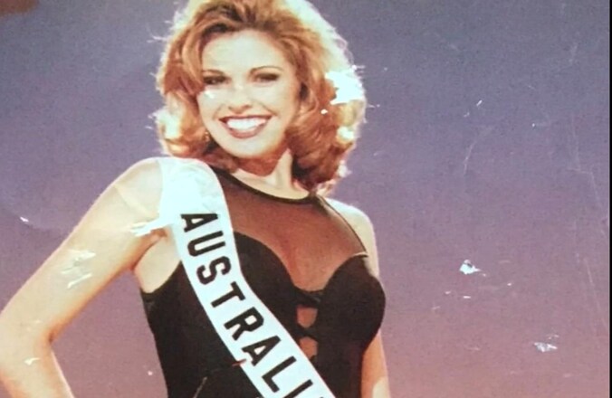 Jodie Seal als Miss Australia in 1996.