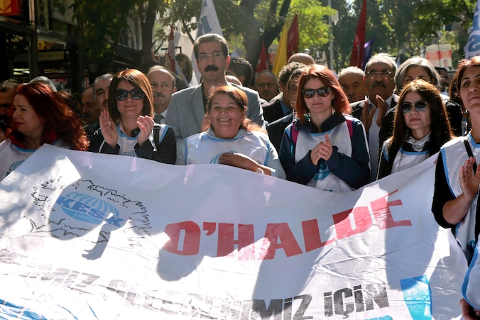 Eergisteren protesteerden Turken in Ankara nog tegen de noodtoestand, maar dat is vanaf nu tot eind november verboden.