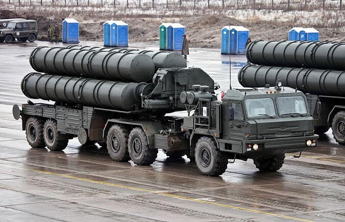 Een S-400 Triumf afweersysteem