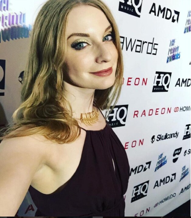 Ela Darling.