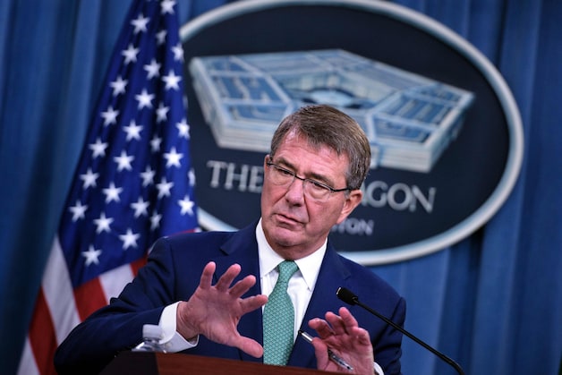 De aftredende minister van Defensie Ashton Carter.