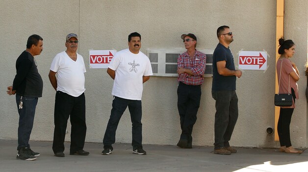 Kiezers in Arizona.