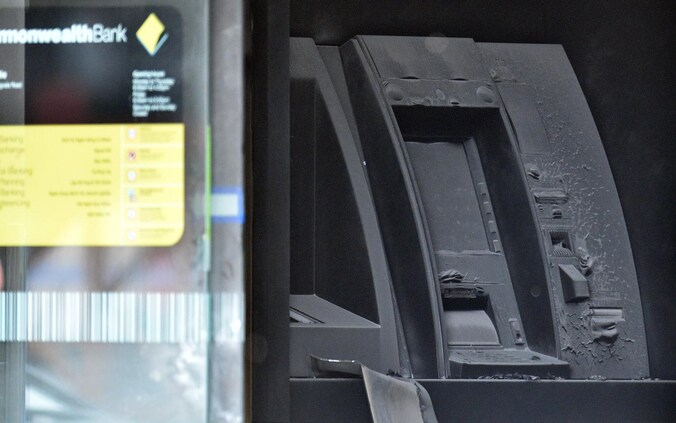 Een pinautomaat op de plaats des onheils.