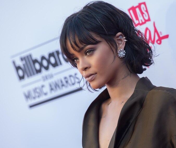 Een korte lob à la Rihanna heeft een afslankend effect