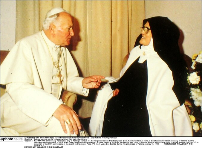 Johannes Paulus II in het Portugese Fatima.