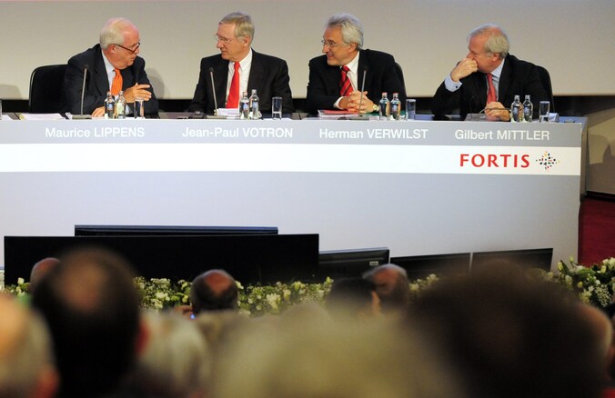 De aandeelhoudersvergadering van Fortis op 29 april 2008: Maurice Lippens, Jean-Paul Votron, Herman Verwilst en Gilbert Mittler.