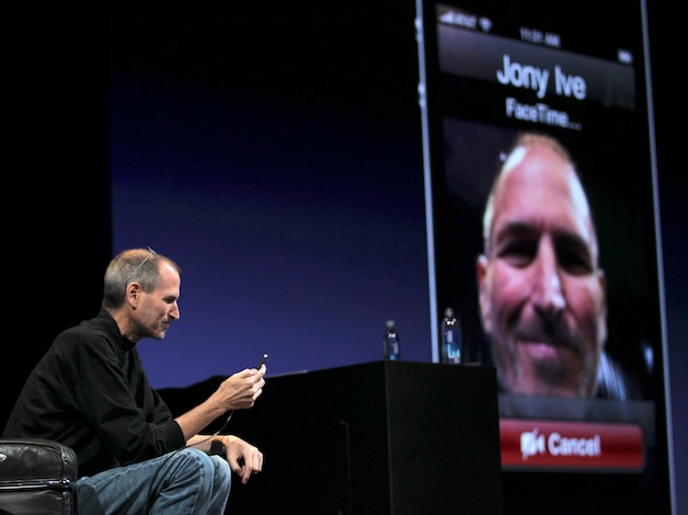 Jony Ive met Steve Jobs in 2010.