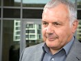 Jean-Marie Dedecker (LDD) vergelijkt het BHV-akkoord met een pasgeboren kreupel veulen.