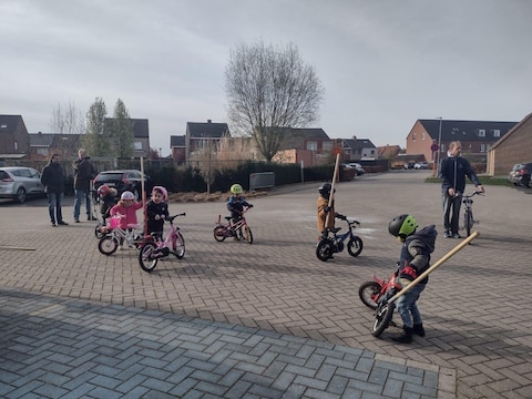 Kleuters kunnen leren fietsen tijdens de workshop ‘Kijk, ik fiets’