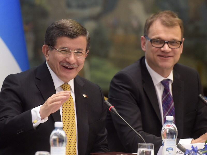Premier Ahmet Davutoglu wil de parlementaire onschendbaarheid afschaffen.