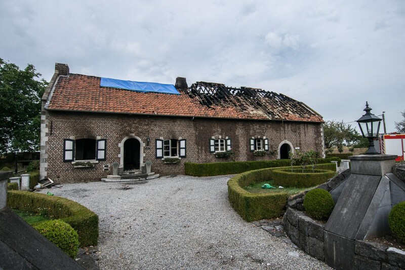 De hoeve na de bluswerken.