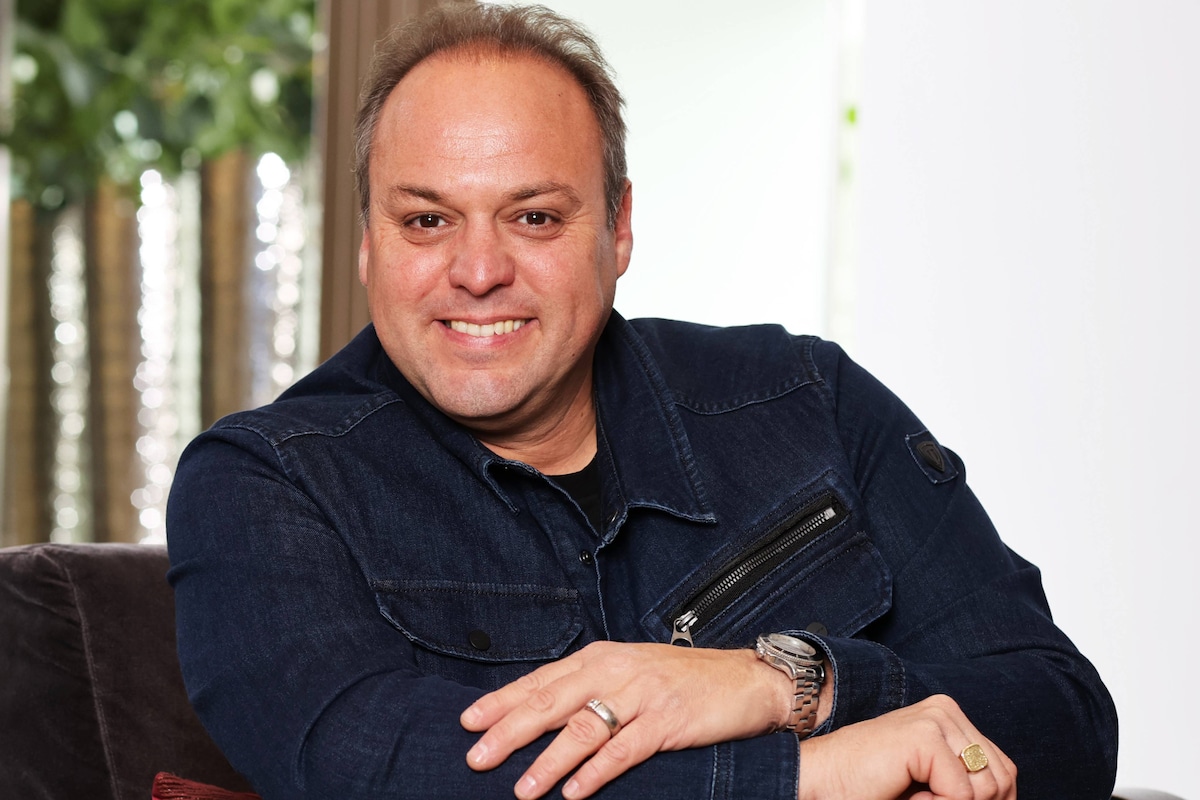 Veel nieuwe plannen én een eerste kleinkind voor Frans Bauer: “Opa worden  is groter dan alles wat ik al heb meegemaakt” | BV | HLN.be