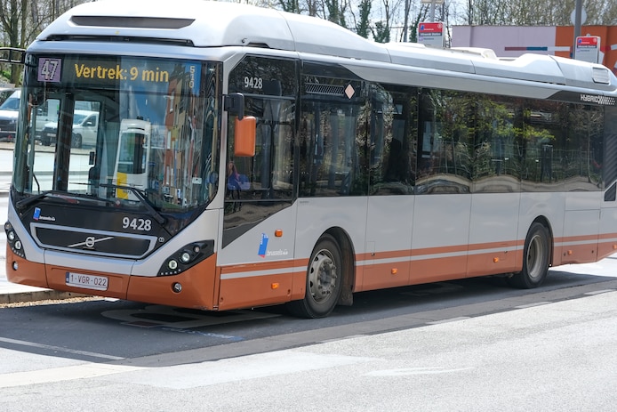 MIVB zet pendelbussen in voor Listen Festival | Brussel | hln.be
