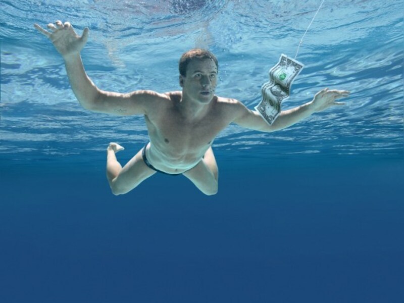 Lochte naar analogie met de cover van het Nirvana-album 'Nevermind'.