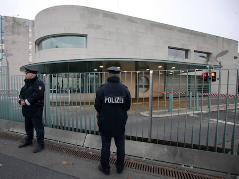 Politie bewaakt de kanselarij van Merkel