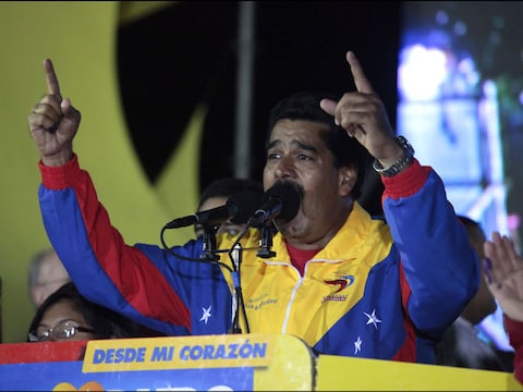Nicolás Maduro laat drugsvluchten uit het luchtruim schieten.