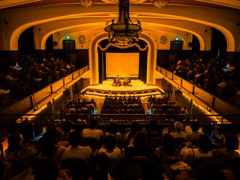Duizenden kaarsen en muziek van Coldplay tot Vivaldi: Candlelight-concerten komen naar Mechelen.