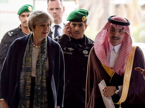 Theresa May ontmoet kroonprins Muhammad bin Nayef van Saoedi-Arabië