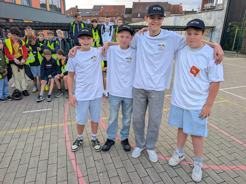 Peters vormen brug tussen leerlingen en leerkrachten in VTI Sint-Lucas: “Zo voelen we beter wat er in de klassen leeft”