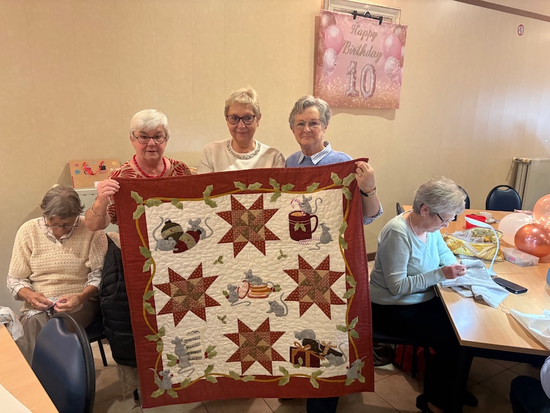 Els Deketele, Sonia Nuttin en Viviane Rutsaert van Quilt Café. 