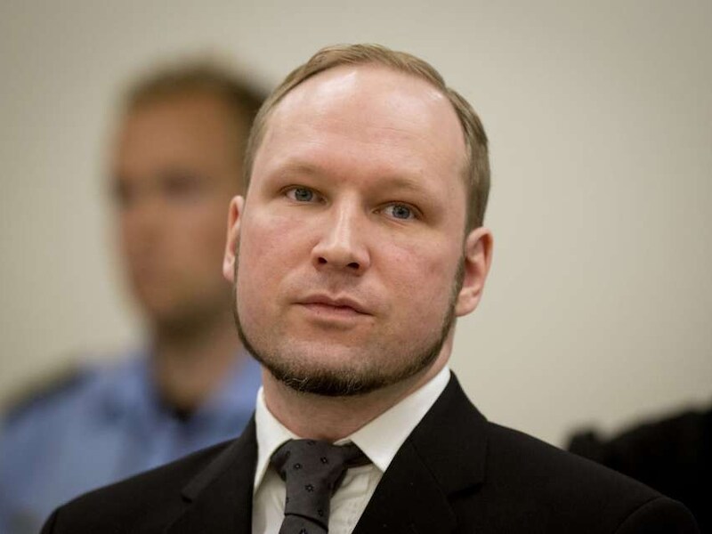 Anders Breivik zit een celstraf van 21 jaar uit.