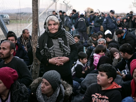 Migranten en vluchtelingen aan de Grieks-Macedonische grens.
