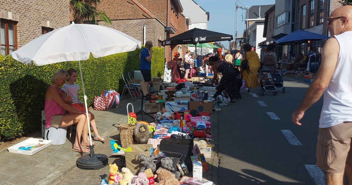 Derde editie Iddergemse rommelmarkt was succes | Denderleeuw | HLN.be