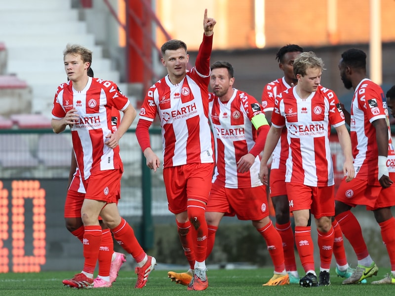 Ilan Hurtevent geeft visitekaartje af bij eerste basisplaats in competitie voor KV Kortrijk: “Hopelijk blijft het hier niet bij”