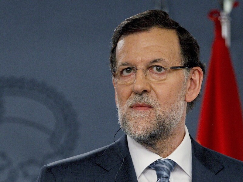 Premier Rajoy hoopt op een groeiende export en meer toeristen om zijn land uit de crisis te helpen.