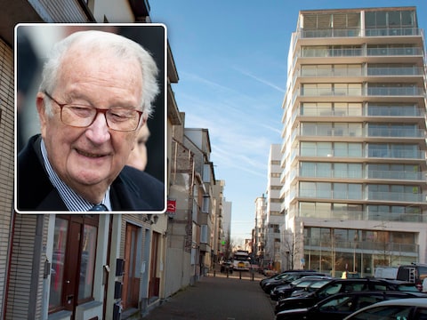 Een van zijn twee appartementen in residentie Icon heeft koning Albert onlangs verkocht.