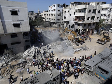 Een Israëlisch luchtbombardement verwoeste gisteren het huis van de militaire Hamas-Leider Mohammed Deif.