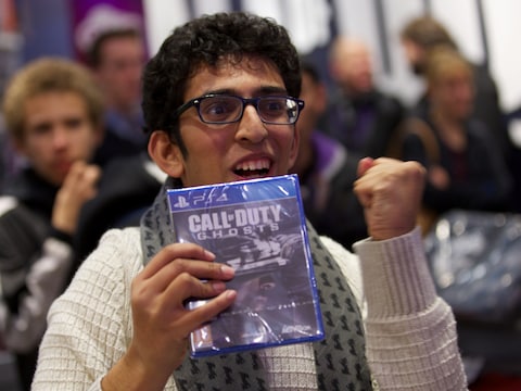 De nieuwste editie van het game Call of Duty werd begin november gelanceerd tijdens een laatavondopening, die onder meer in Londen veel volk trok.