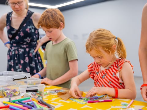 Kinderen met een passie voor tekenen, timmeren en knutselen kunnen binnenkort in Lochristi terecht voor ‘Artistiekologie’. 