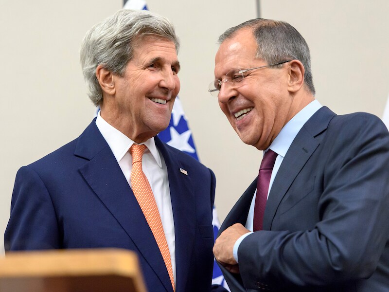 John Kerry en Sergei Lavrov.