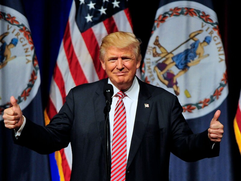 De Amerikaanse presidentskandidaat bezocht gisteren een middelbare school in het kader van zijn campagne.