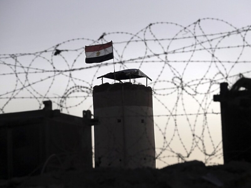 Egyptische grenswachters, agenten en militairen zijn doelwitten van jihadisten in de onherbergzame Sinaï.