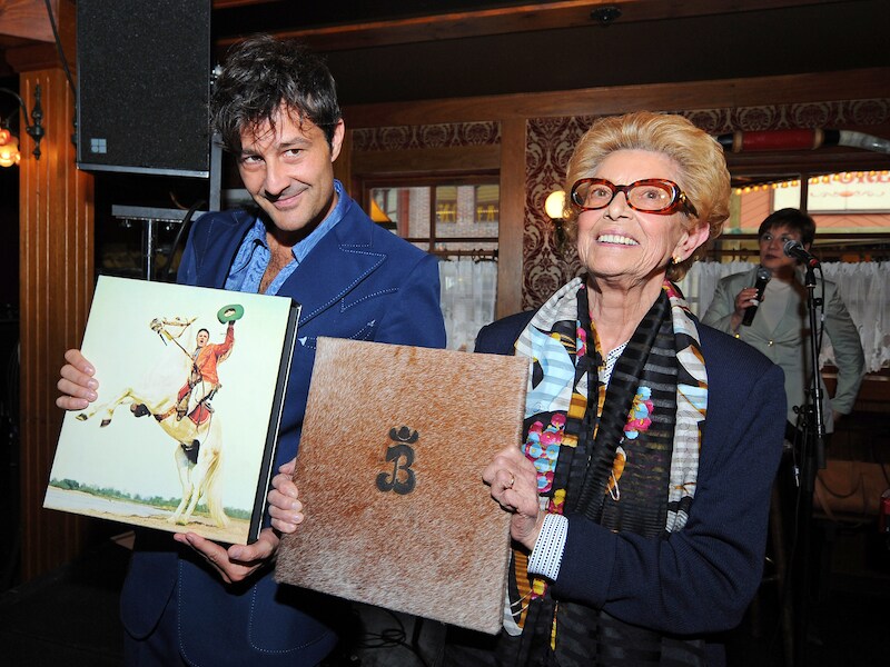 Josée Schoepen in 2011 met haar zoon Tom.