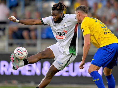 LIVE. We zijn opnieuw begonnen op de Freethiel, komt er een winnaar tussen SK Beveren en OHL?